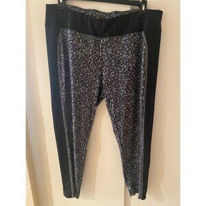 Avenue Cropped Leggins, size 2X